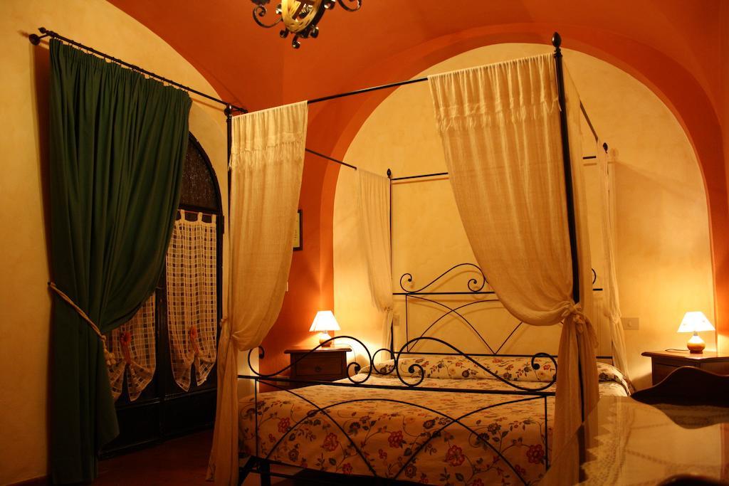 Agriturismo La Pisana Habitación foto