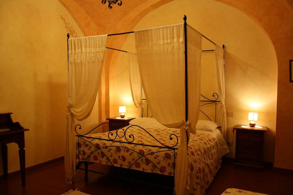 Agriturismo La Pisana Habitación foto
