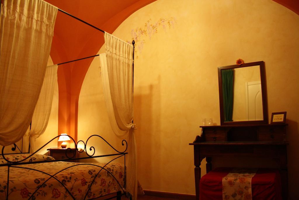 Agriturismo La Pisana Habitación foto